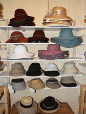 Women's hats for sale in Mesilla