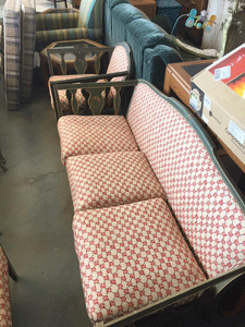 Vintage furniture store in Las Cruces