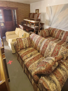 Living room furniture for sale in Las Cruces
