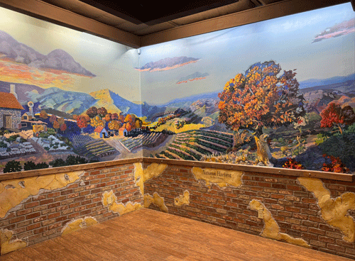 Italian countryside mural at Pastaggio's Itallian Restaurant in Las Cruces, NM