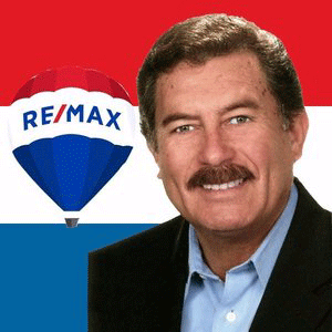 Ernesto Uranga with Re/Max Realty in Las Cruces, NM