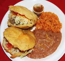 Gordita plate at Roberto's Mexican Food Restaurant in Las Cruces, NM