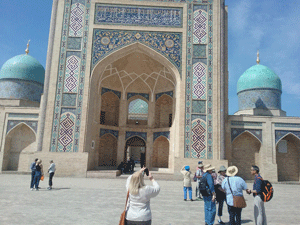Ornate mosque in Tashkent, Uzbekistan