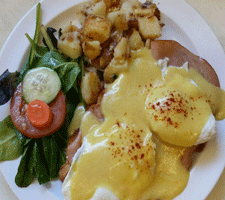 Eggs Benedict in Las Cruces