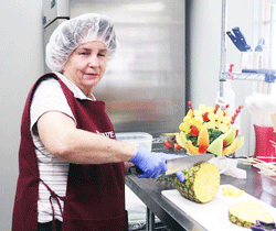 Making a fresh fruit bouquet