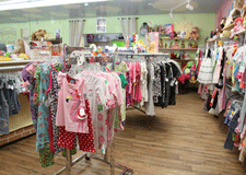 Boys and girls clothing for sale in Las Cruces